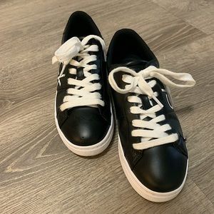 Calvin Klein Sneakers